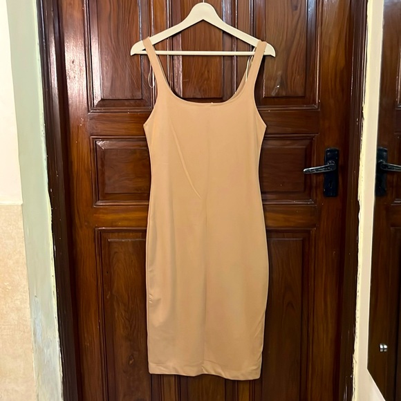 Zara Beige Slip On Dress - Picture 3 of 6